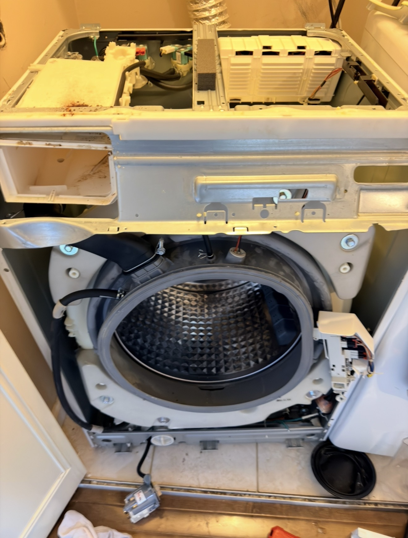 Samsung front-load washer fully disassembled interior motor diagnosis West Brighton Staten Island 10310